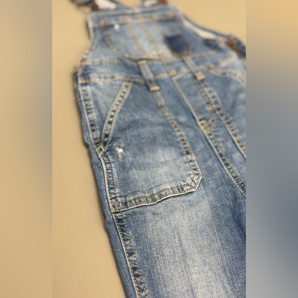 OshKosh B’gosh Kids Denim Overalls Cotton Elastane Size 6 / 6X - Picture 2 of 9